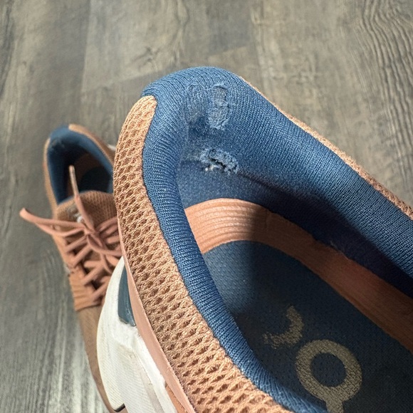 Men ON Cloudswift Running Sneakers